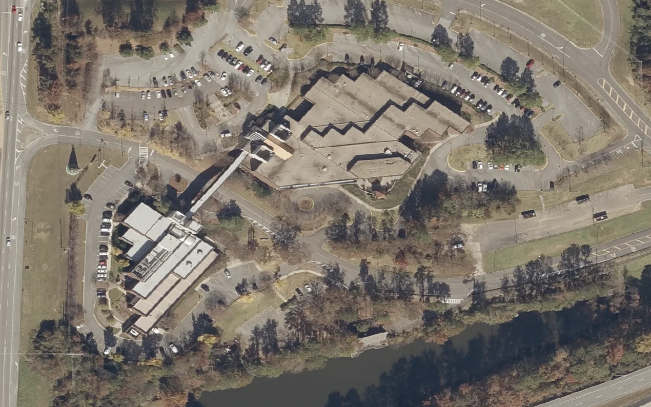The Hoover Municipal Center on Municipal Lane, home to City Hall, seen from above.